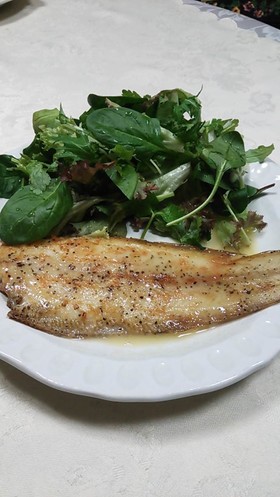 簡単!レモンでさっぱり舌平目のムニエル