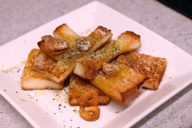 ワインに合う 食パンガーリックトースト レシピ 作り方 By Gunhead クックパッド