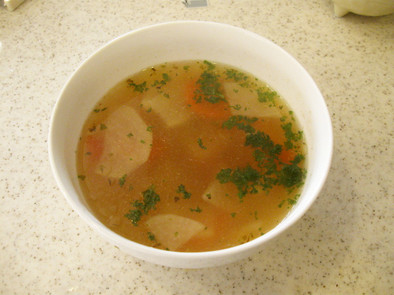 ゆで豚のゆで汁で作る簡単野菜スープの写真