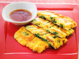 簡単!小麦粉で作るニラチヂミ&タレ♡