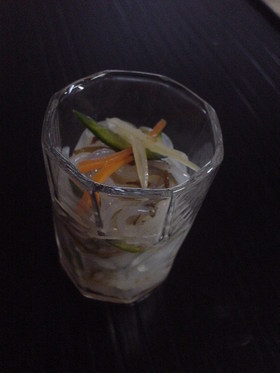 もずくと白滝の酢の物