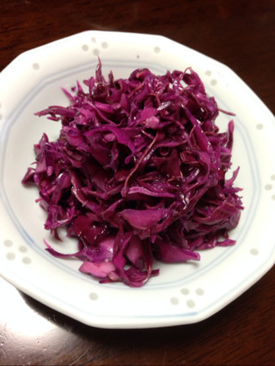 紫(赤)キャベツの美味しい常備サラダの写真