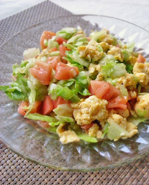 キャベツ＆トマト＆卵の彩りサラダの画像