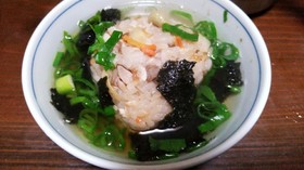炊き込みご飯の残りで旨いだし茶漬け♪