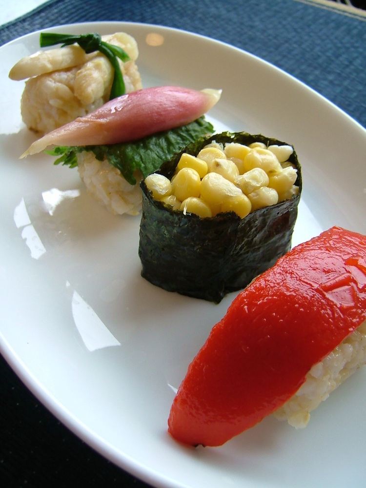 玄米＆野菜寿司の画像