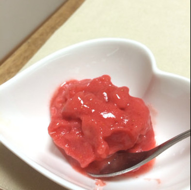 コストコ冷凍イチゴでシャーベットの写真