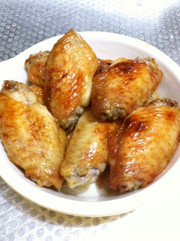 手羽先のレモン蜂蜜焼きの写真