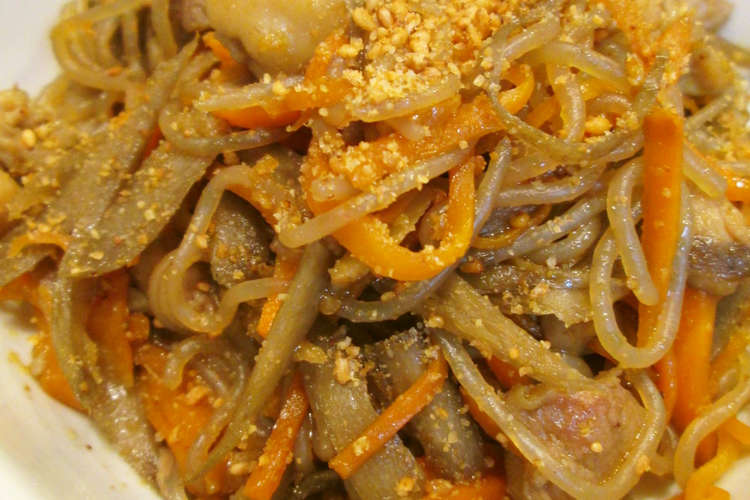 糸こんにゃくでかさマシ 鶏ゴボウ炒め レシピ 作り方 By Dellaたん クックパッド 簡単おいしいみんなのレシピが352万品