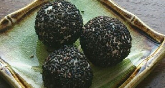 ノンフライヤーでごま団子 レシピ 作り方 By けぃごママ クックパッド 簡単おいしいみんなのレシピが367万品