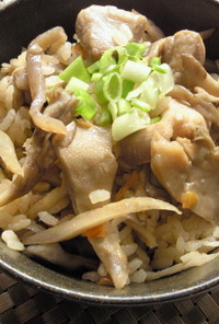 鍋で作る中華風釜飯(^皿^)