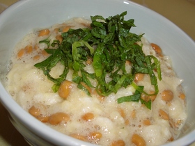 おろし納豆ご飯 鬼おろしさん出番です