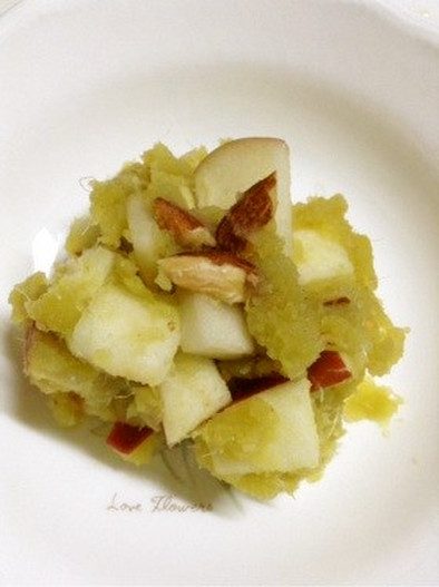 焼き芋とリンゴのスイートサラダ☆の写真
