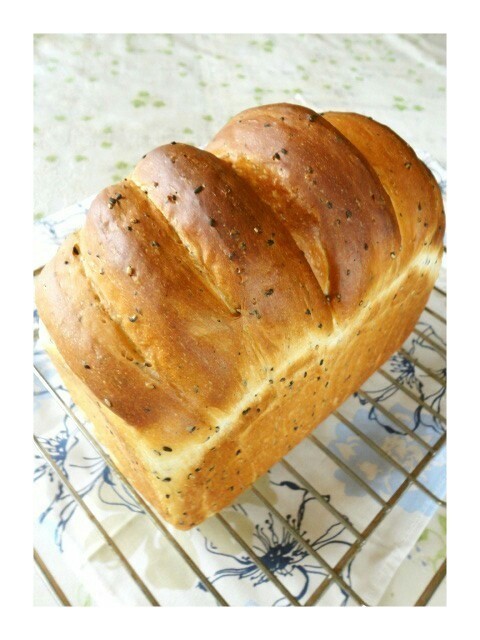 ごま食パンの画像