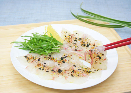 白身魚のカルパッチョ　かつお風味の画像