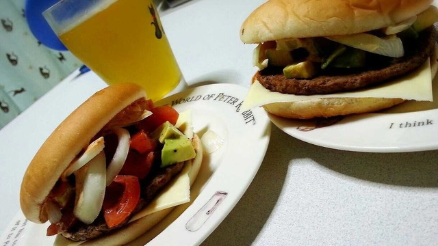 100円 ックdeアボカドバーガー レシピ 作り方 By Nkjmさん クックパッド