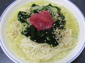 わかめスープのそうめん