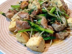 【糖質オフ】鶏肉と木綿豆腐の野菜炒め。