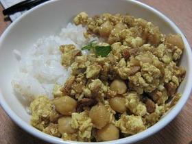 豆腐とツナのドライカレー