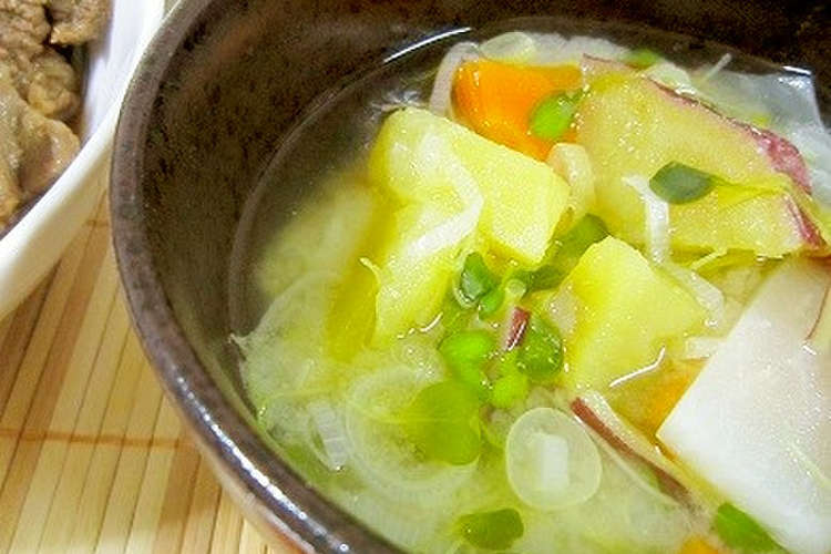 白カブとさつまいものお味噌汁 レシピ 作り方 By Kimamaegao クックパッド