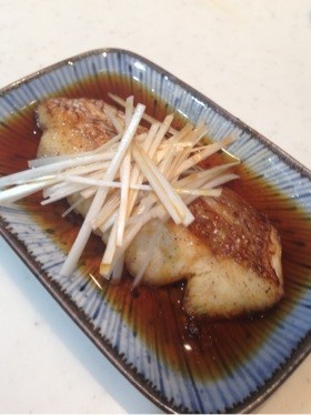 鯛の中華風酒蒸し♡熱々ゴマ油がけ
