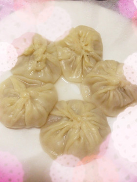 簡単☆手作りフライパンで鶏肉と豆腐小籠包