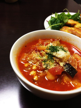 食べるトマトスープ