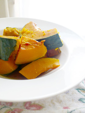 砂糖なしでほっこりするかぼちゃの煮物