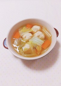簡単ヘルシー♩鶏団子と白菜のカレースープ