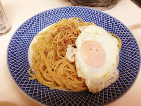ガパオパスタ☆とりそぼろとバジル缶