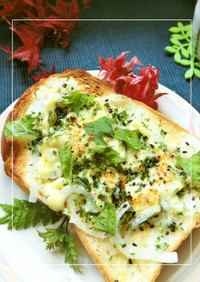 胡麻＆青海苔香る❀新玉葱のトースト