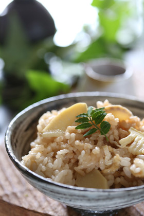 天然だしパックで作る 筍ご飯