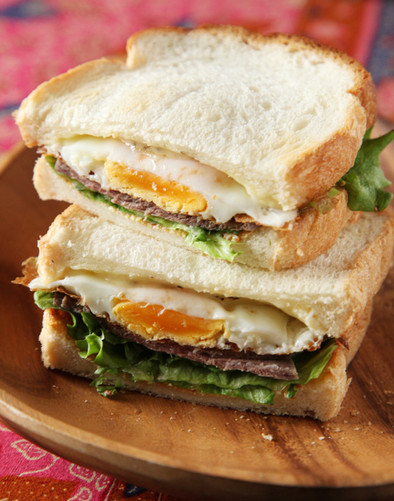 ローストビーフサンドイッチの写真