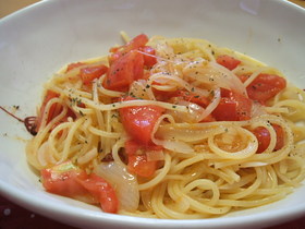 ガーリックトマトパスタ(オイル)