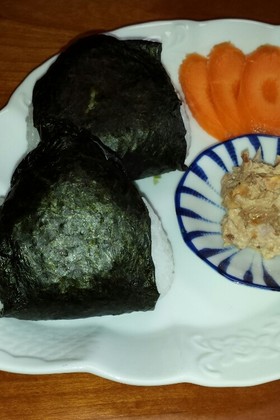 ツナマヨおかか(^∇^)おにぎりの具♪