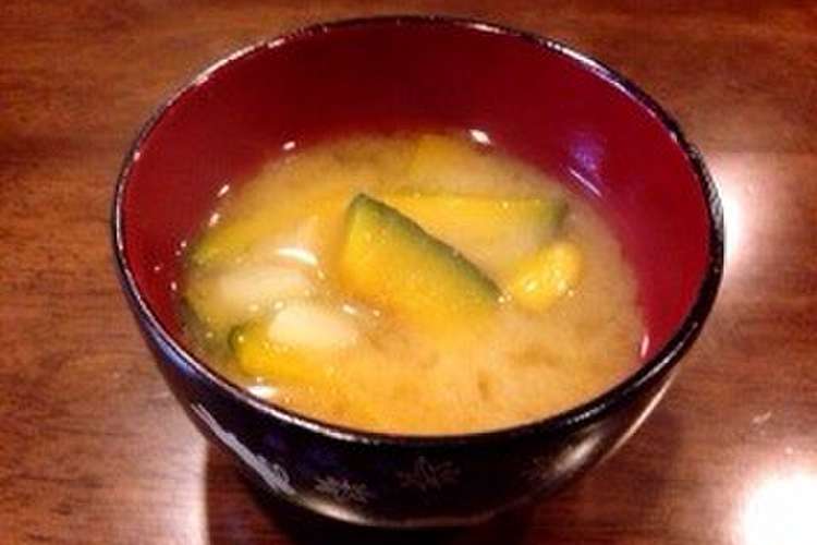 娘考案 かぼちゃとじゃがいものお味噌汁 レシピ 作り方 By Cho クックパッド
