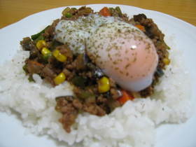 ***夏野菜たっぷりドライカレー***