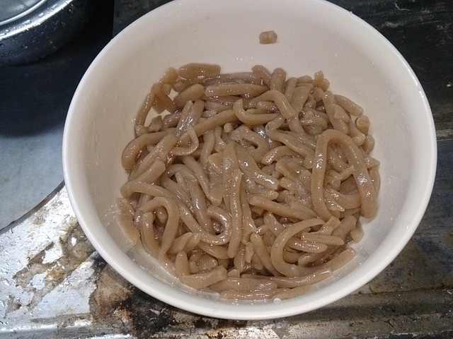 グルテンフリー沖縄そばの麺 玄米粉入り レシピ 作り方 By アヒンサー大城 クックパッド 簡単おいしいみんなのレシピが356万品