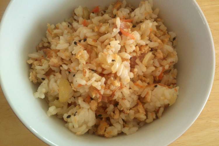 子ども大好き 簡単 レタスチャーハン レシピ 作り方 By T Mommy クックパッド 簡単おいしいみんなのレシピが365万品