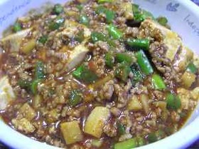 野菜タクサンのマーボー豆腐