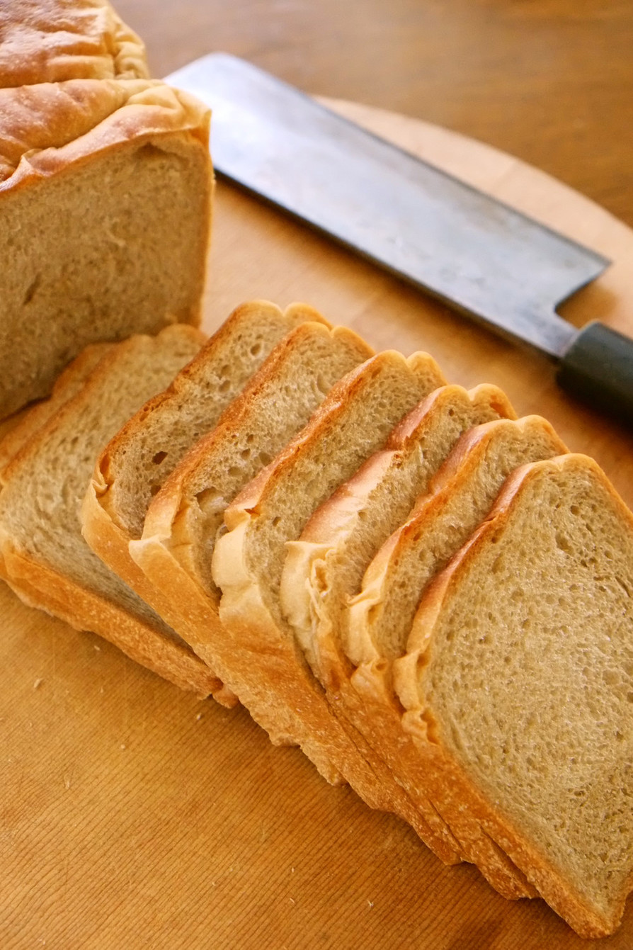 包丁だけで　サンドイッチ用パンの切り方の画像