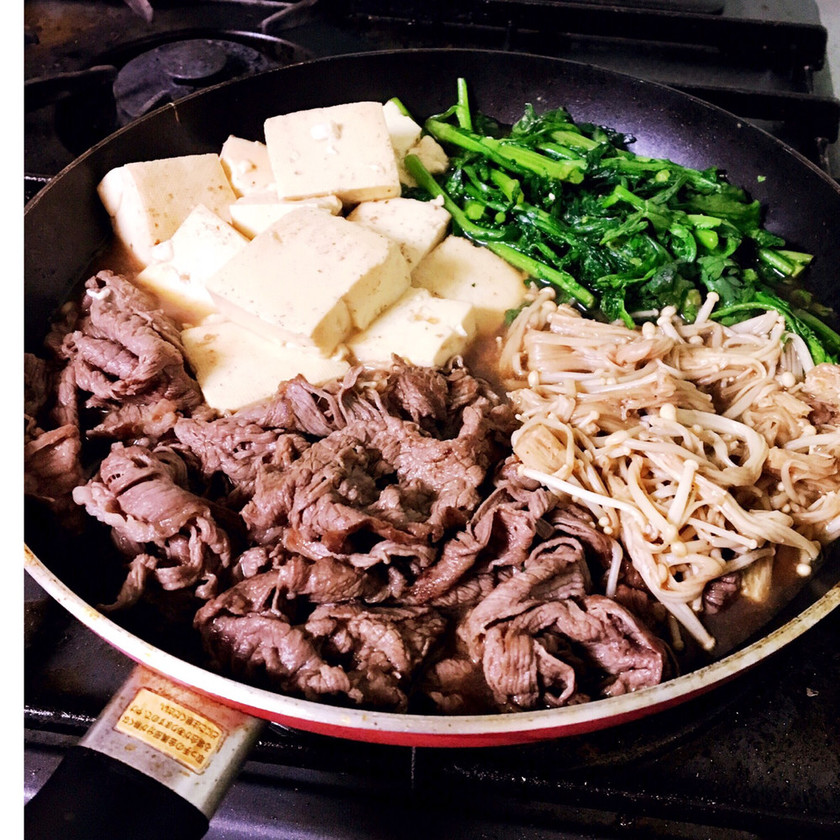フライパンで♪すき焼き風肉豆腐 by みい833 【クックパッド】 簡単おいしいみんなのレシピが355万品
