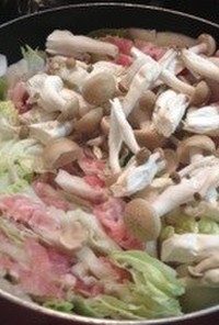 白菜と豚こまの簡単ヘルシーミルフィーユ鍋