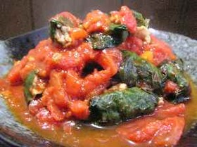 ほうれん草としゃぶ肉のトマト煮