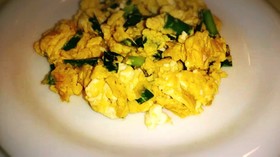 超簡単にら入りいり卵 ポン酢で美味しい!