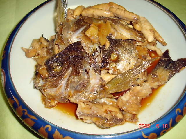 魚のアラ炊きの画像