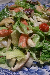 大盛り海鮮野菜サラダ