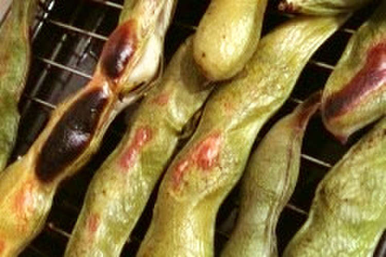 焼きそら豆 さやのまま 焼くだけ レシピ 作り方 By B型 チョ シ人 クックパッド 簡単おいしいみんなのレシピが352万品