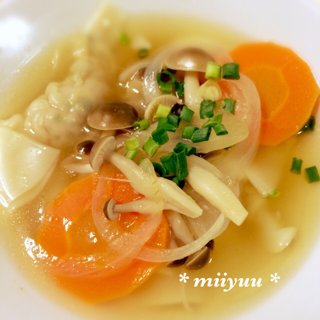 水餃子とお野菜のスープ ♡の画像