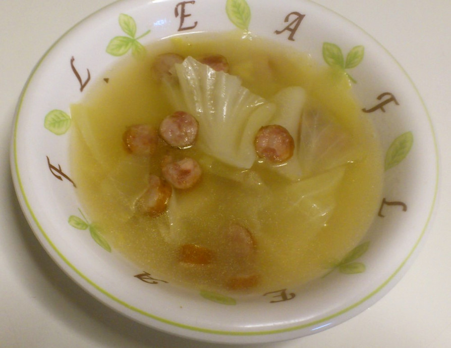春キャベツとウインナーのスープの画像