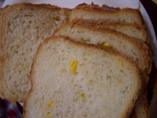 コーンのフランスパンの画像